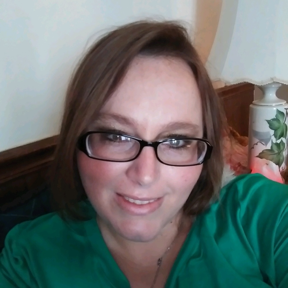 Meet your Posher, Tesa
